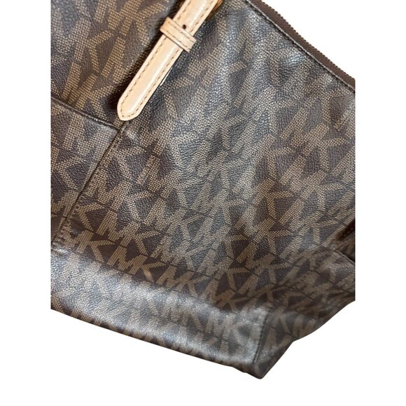 Michael Kors Signature Brown Tote Bag With Beige Handles & Gold Hardware - Picture 6 of 10